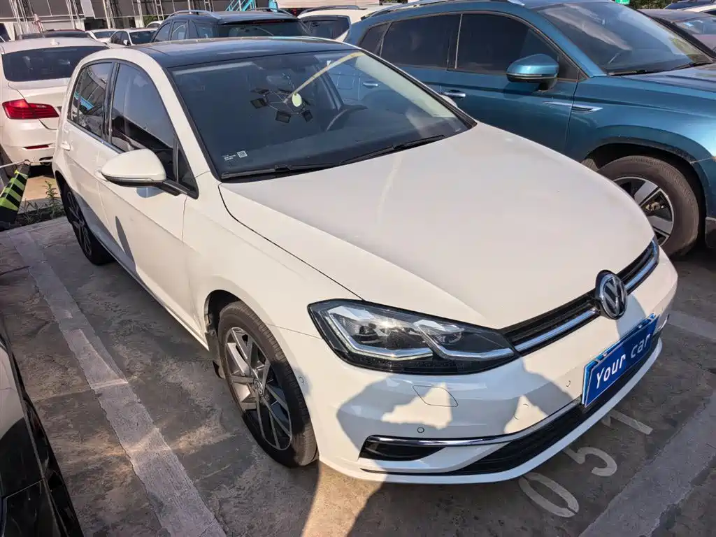 Volkswagen Golf 2018 280TSI Automatic Flagship Model фото 2