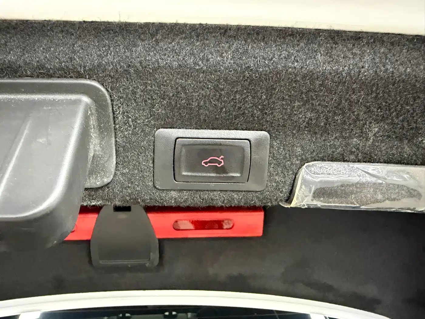 صورة 24 - Audi A4L