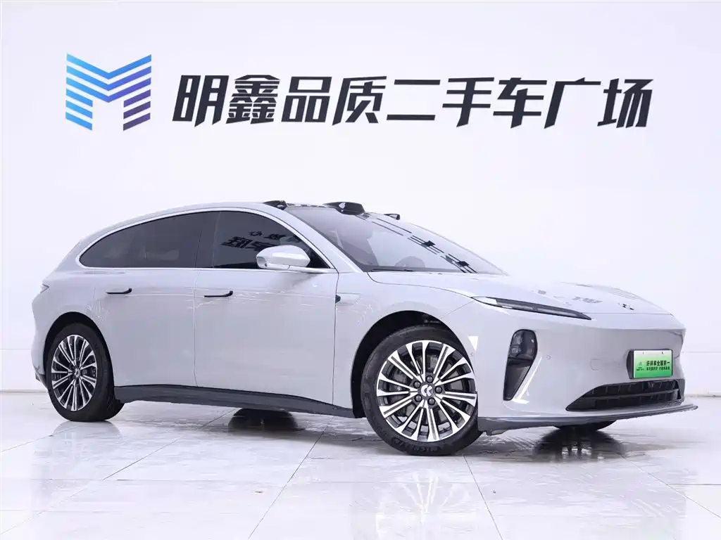 NIO NIO ET5T
