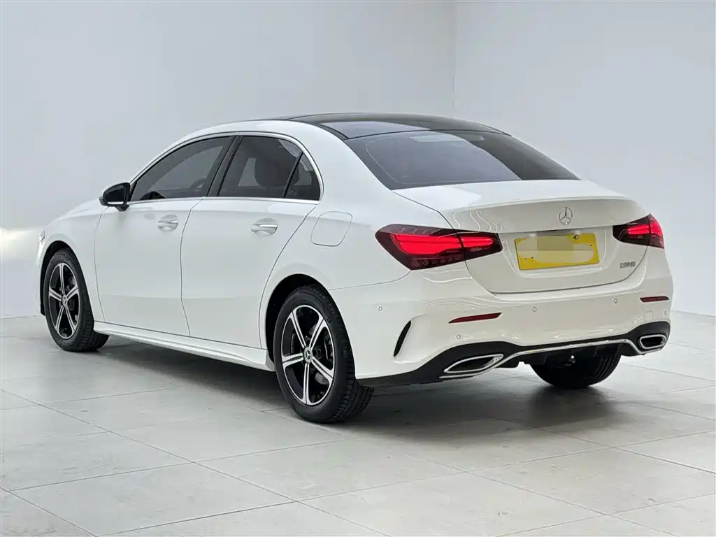 Mercedes-Benz A-Class 2023 A 200 L Fashion фото 24
