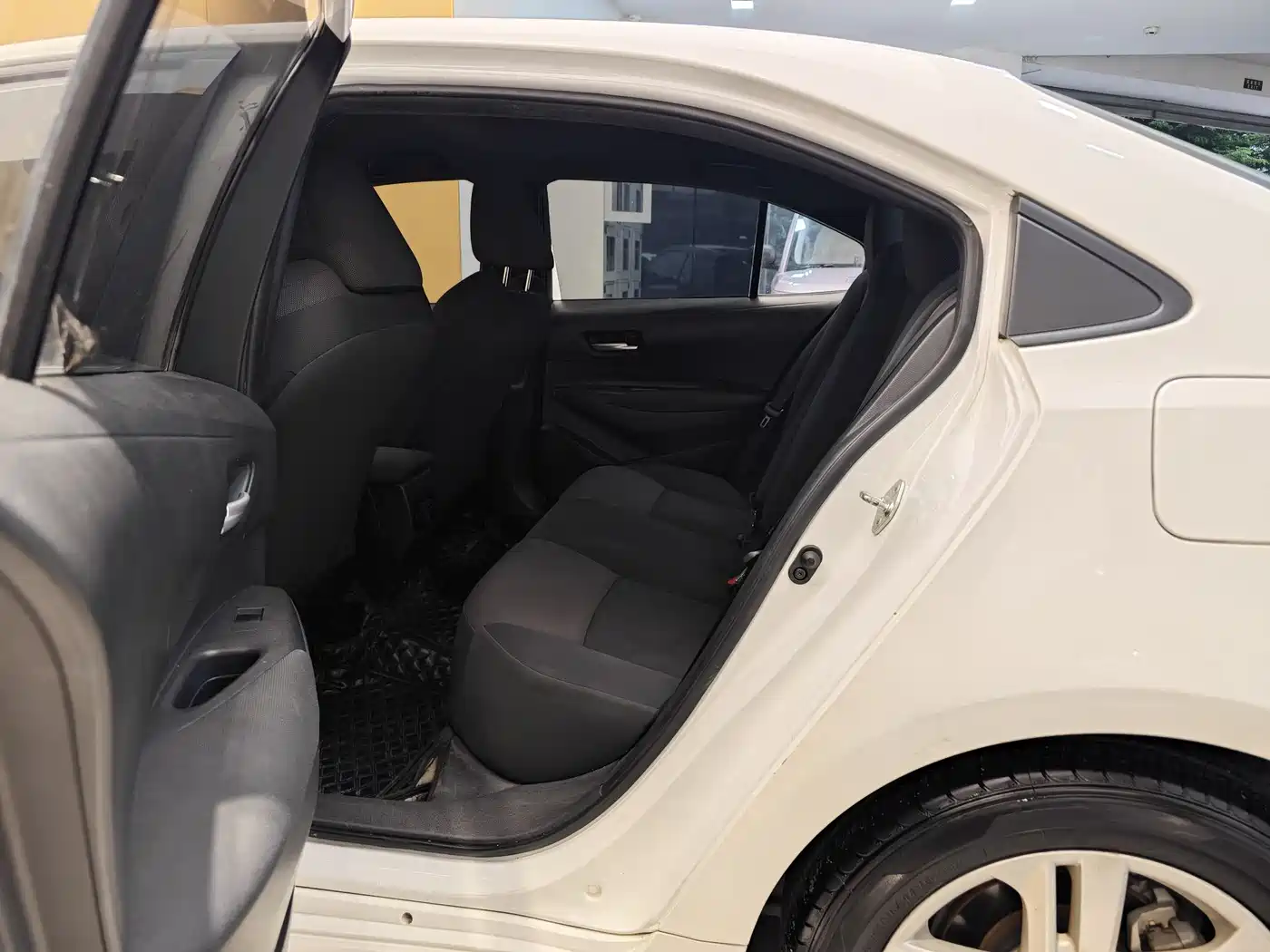 Toyota Levin 2022 TNGA 1.5L CVT Progressive Edition фото 21