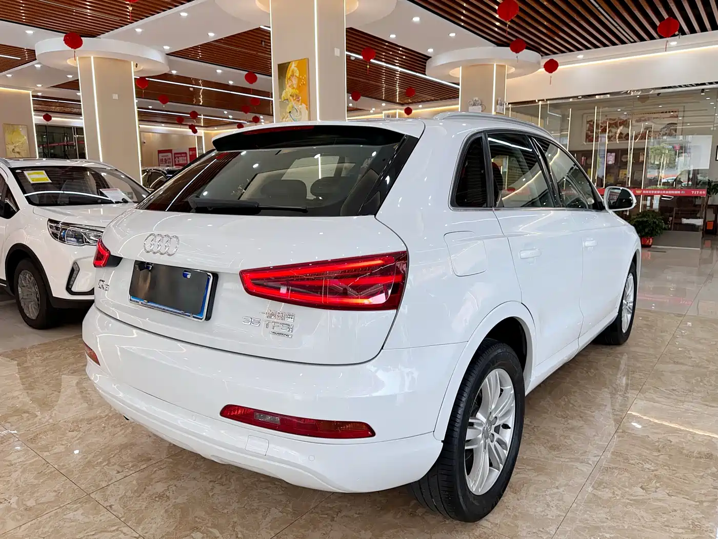 Audi Q3 2015 35 TFSI quattro Technology фото 4