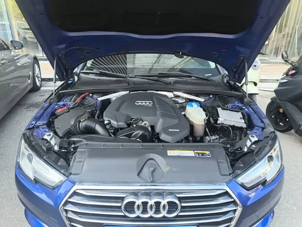 Photo 20 - Audi A4L