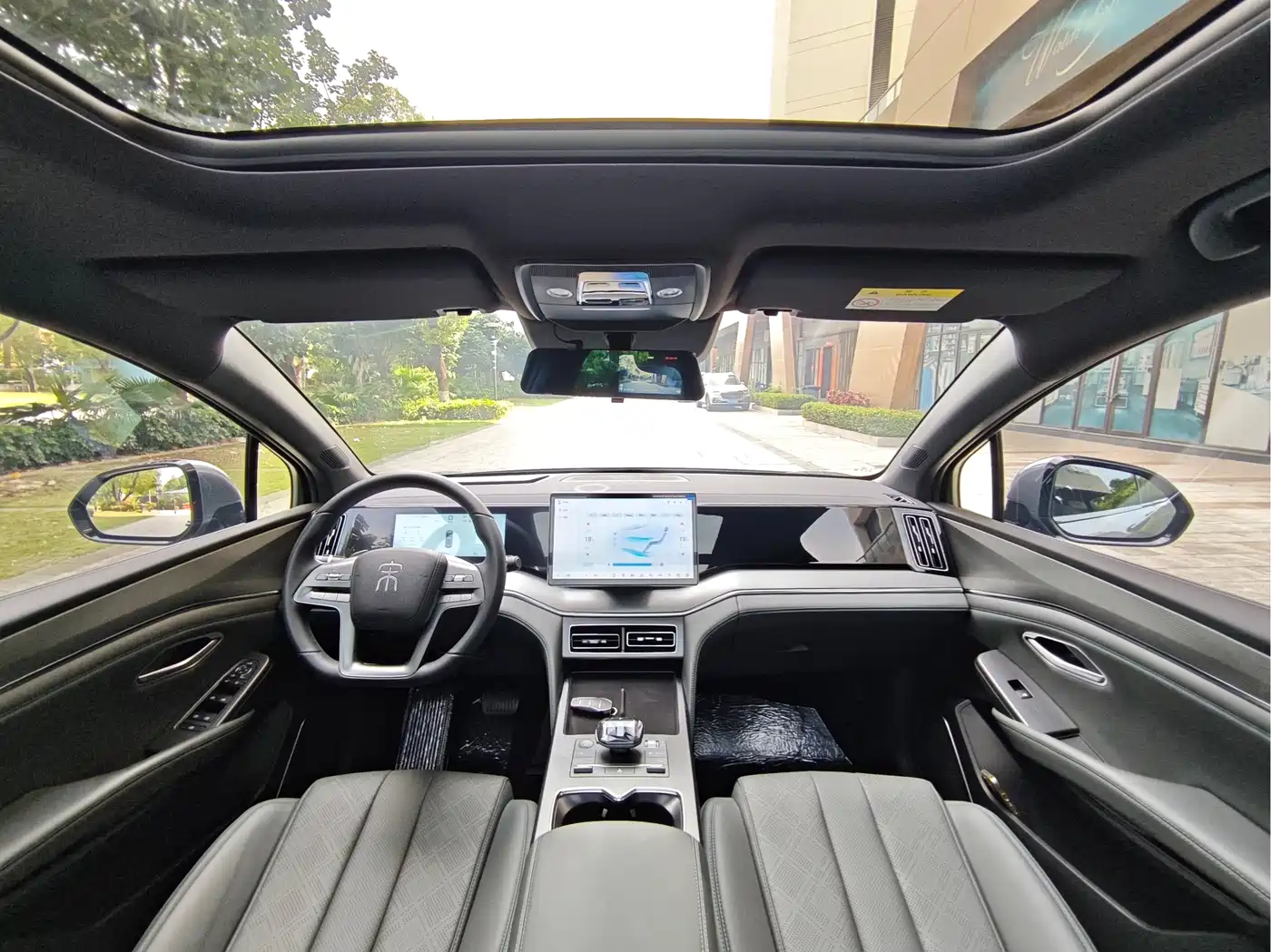 BYD Song L DM-i 2025 Model Smart Drive Edition 112km Leading Type фото 11