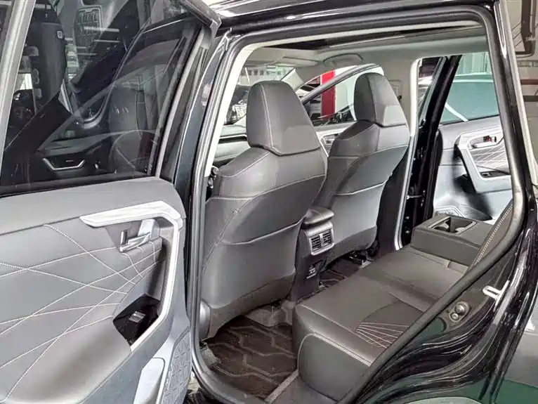 TOYOTA RAV4 RONGFANG