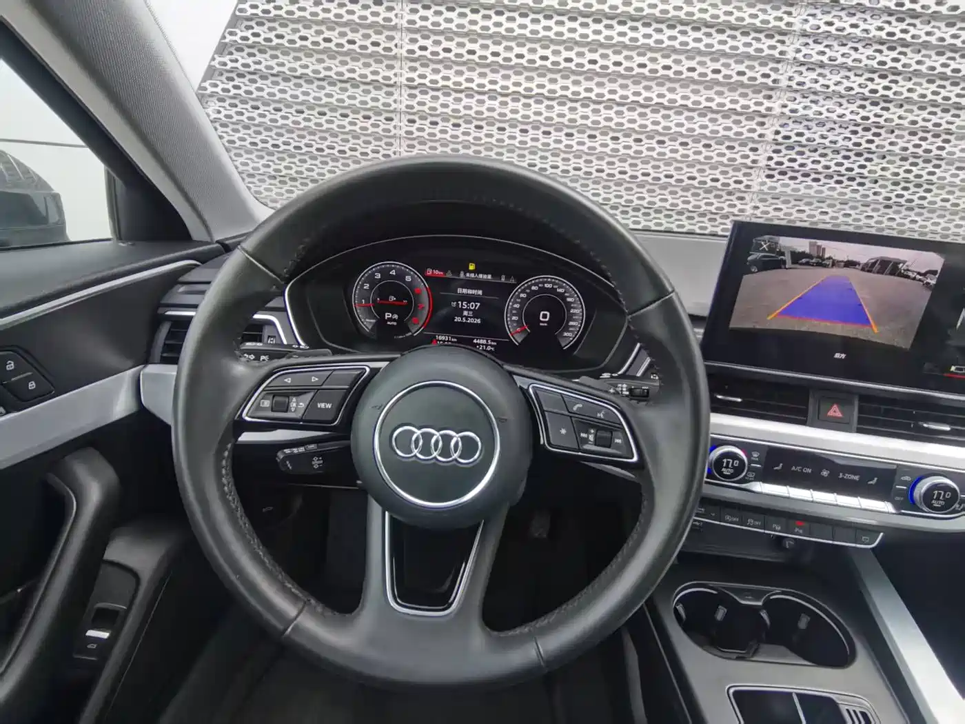 Audi A4L 2020 40 TFSI quattro Luxury Dynamic фото 7