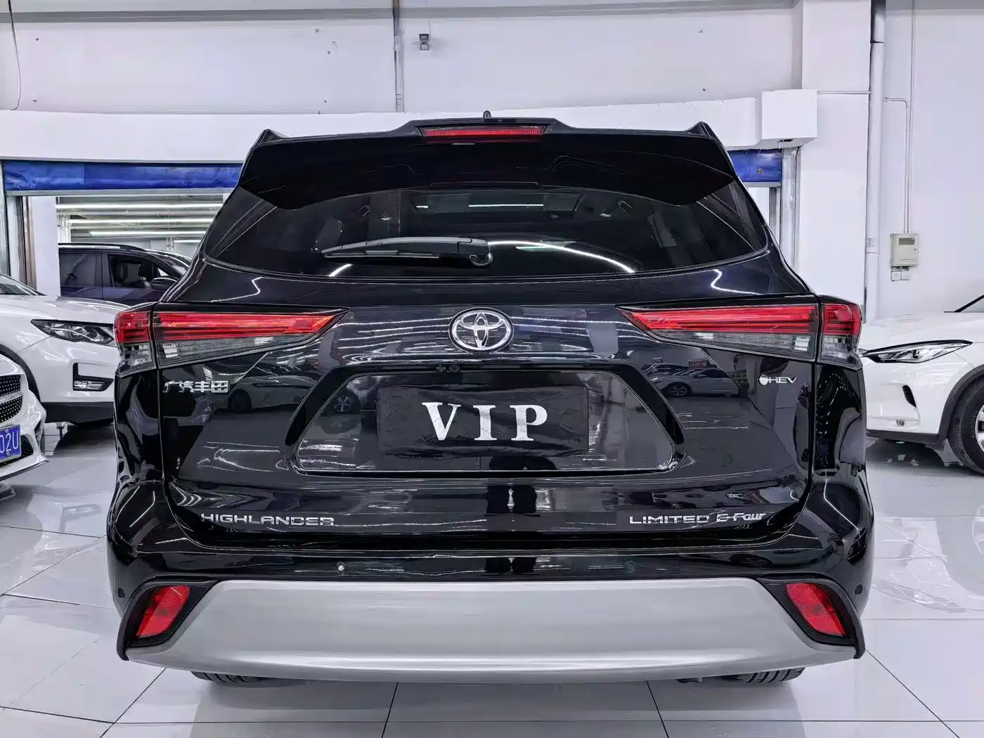Photo 5 - Toyota Highlander