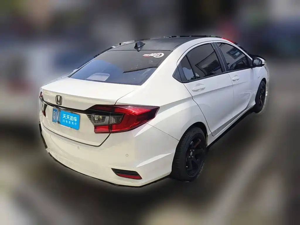 Honda Greiz 2016 2016 1.5L CVT Classic Edition
