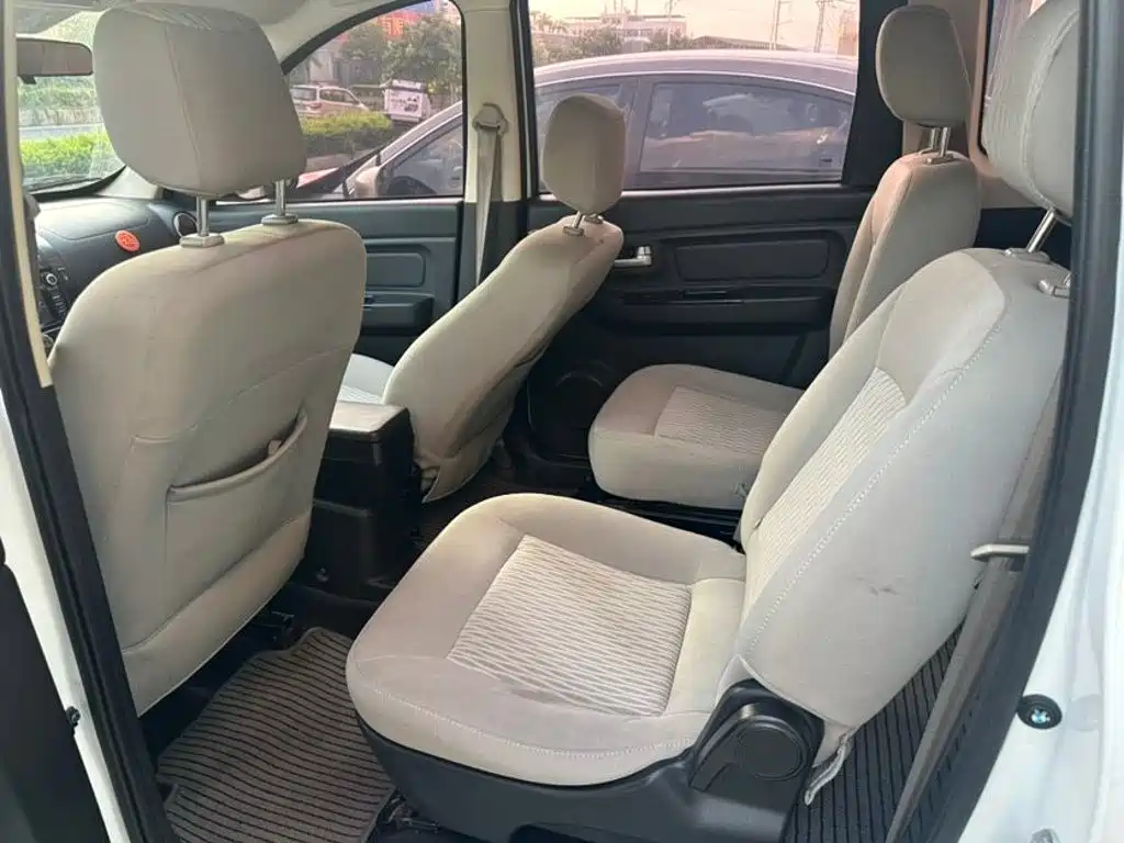 BAIC Huansu H2 2017 2016 H2E 1.5L Elite BJ415B