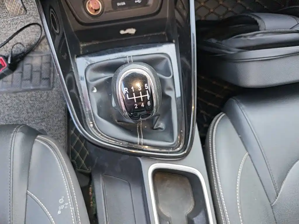 Baojun 530 2020 2020 1.5T Manual Luxury 7-seater