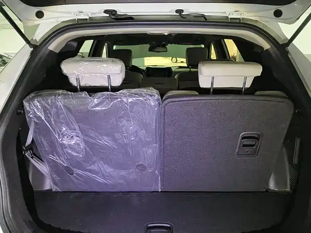 Hyundai Santa Fe 2013 Facelift 2.4L Automatic 4WD Premium — фото 5