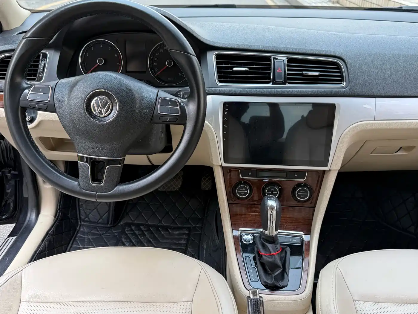 Фото 6 - Volkswagen Lavida
