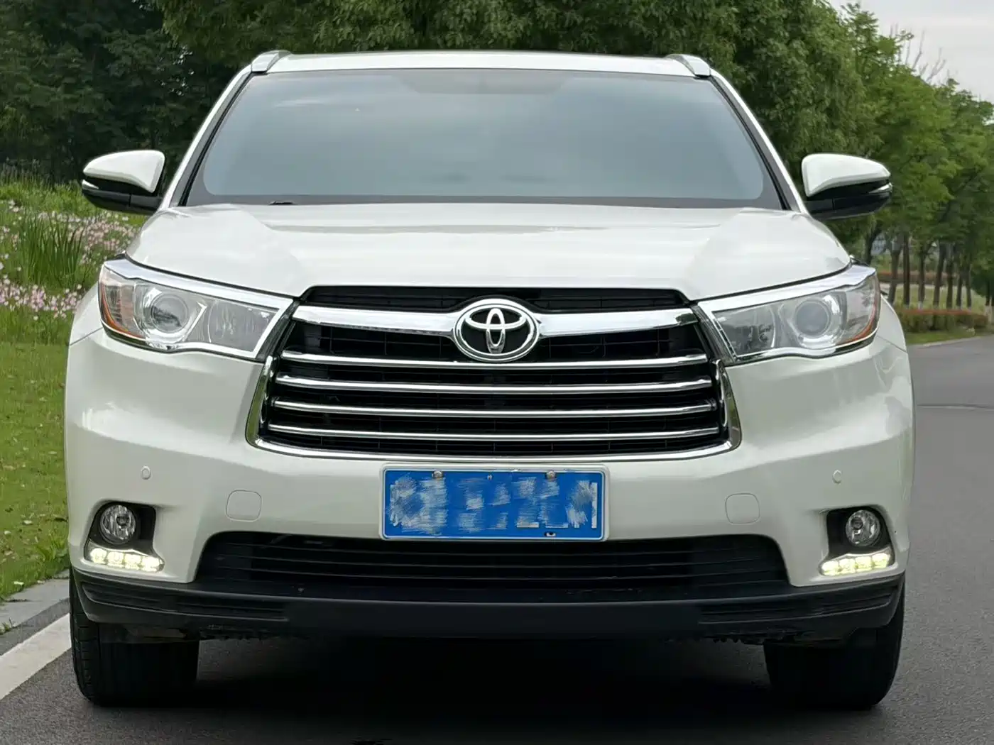 Toyota Highlander 2015 2.0T AWD Luxury Edition 7-seater фото 2