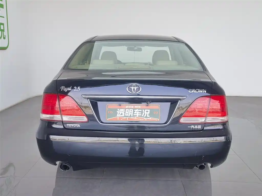 Toyota Crown 2007 2.5L Royal Special Edition фото 4