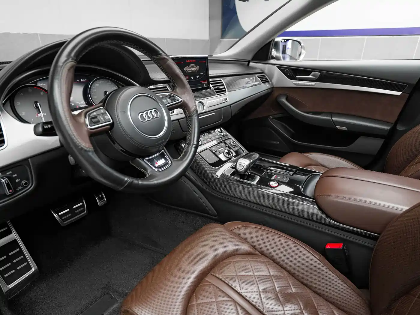 Audi S8 2013 S8 4.0TFSI quattro фото 12