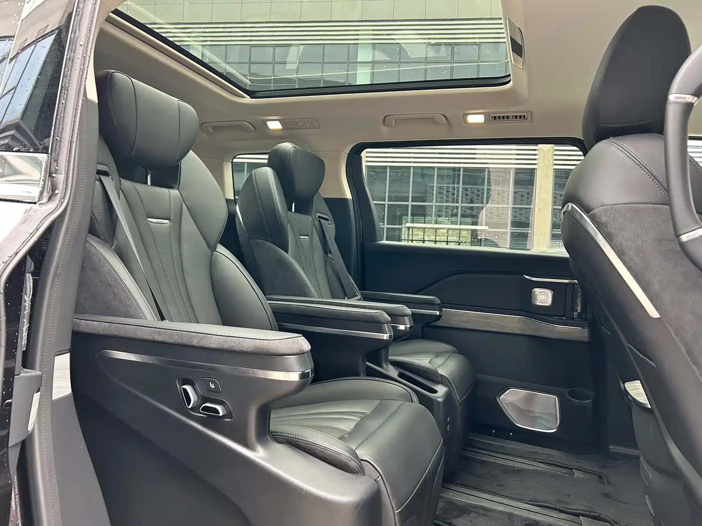 Hongqi HONGQI HQ9 PHEV