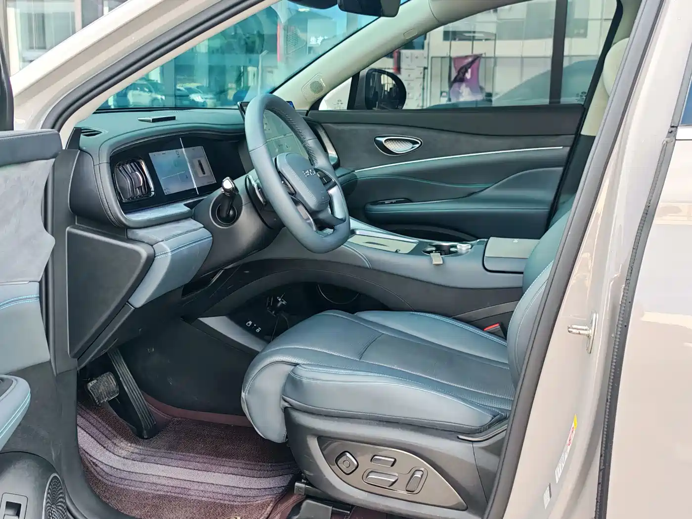 BYD Hai Shi 07 DM-i 2025 2025 150 Pilot+ Edition