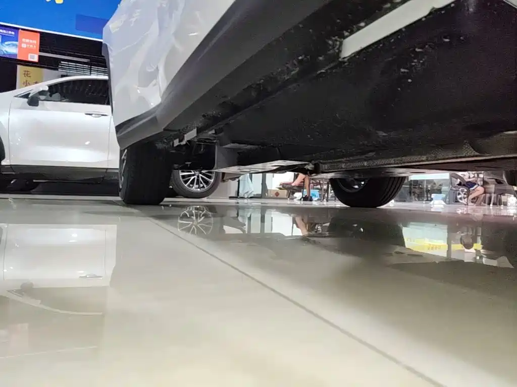 Фото 21 - Lexus NX