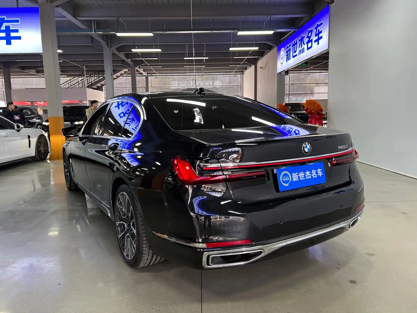 BMW 7 Series 2019 Facelift 740Li Leading Luxury Package фото 11
