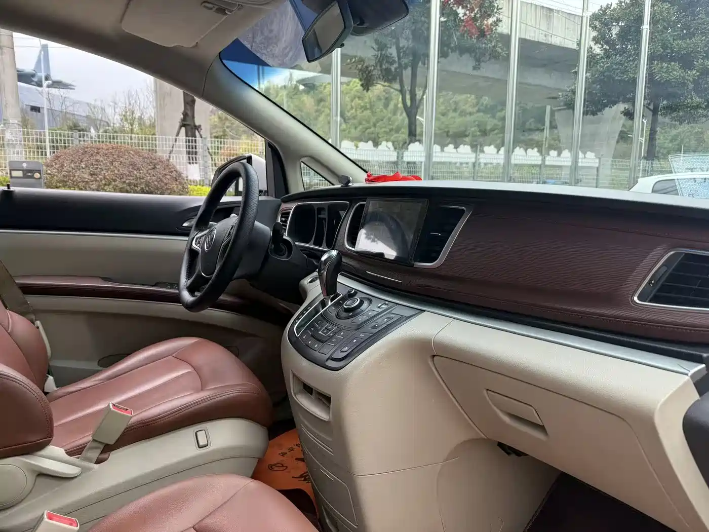 Buick GL8 2017 25S Comfort China V фото 13
