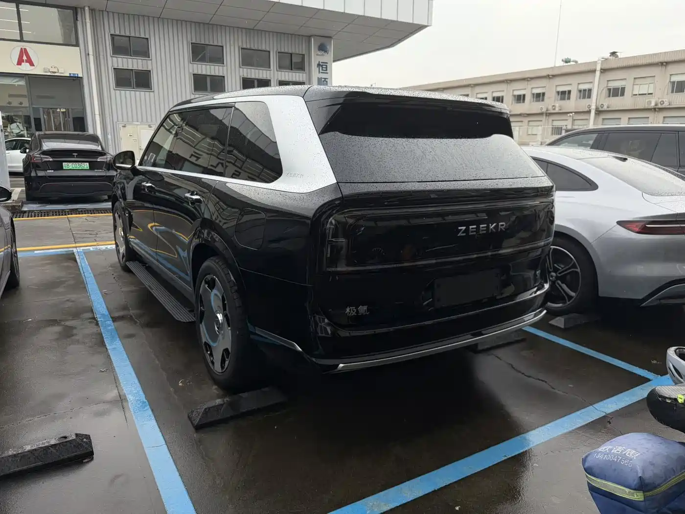 ZEEKR 9X 2026 2025 Standard Edition
