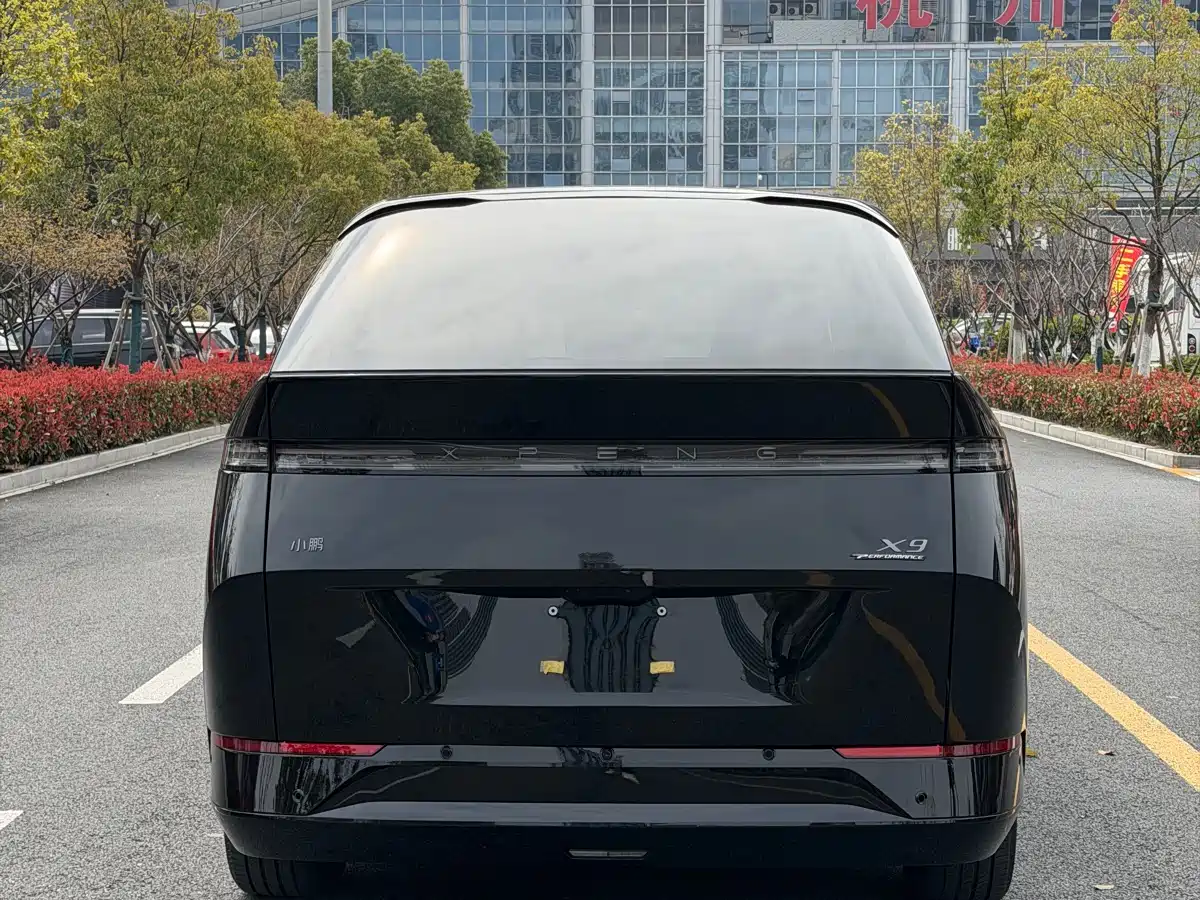 XIAOPENG X9