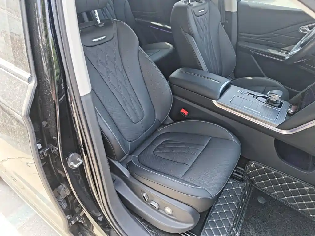Hongqi HS7 PHEV 2024 2024 2.0T PHEV 4WD Flagship Edition 6-seater