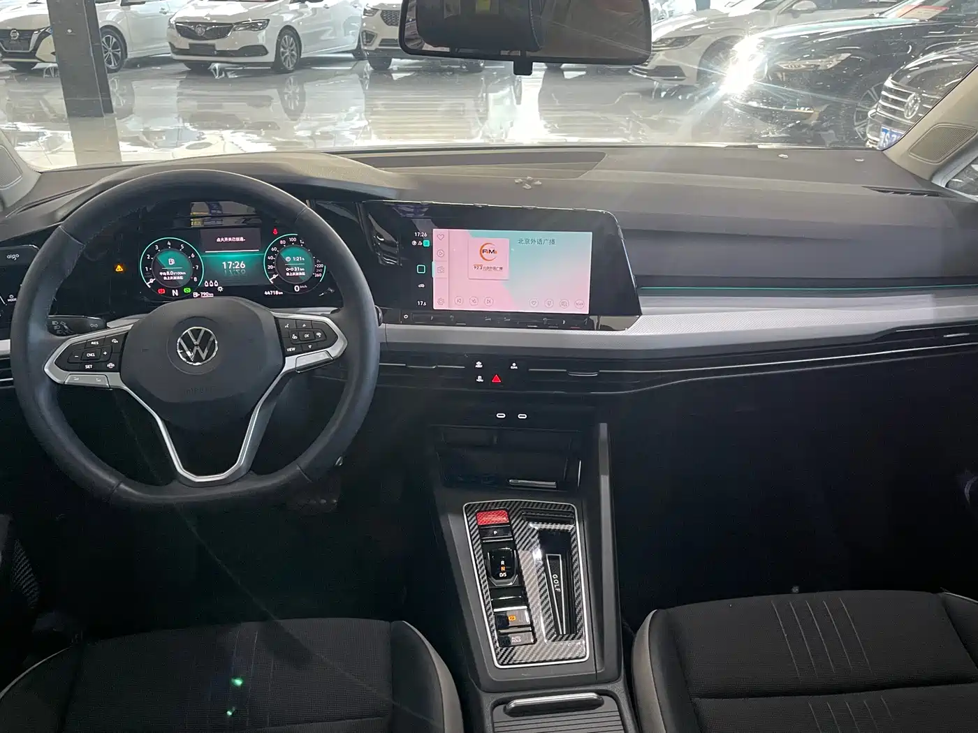 Volkswagen Golf 2021 280TSI DSG 30th Anniversary Edition фото 6