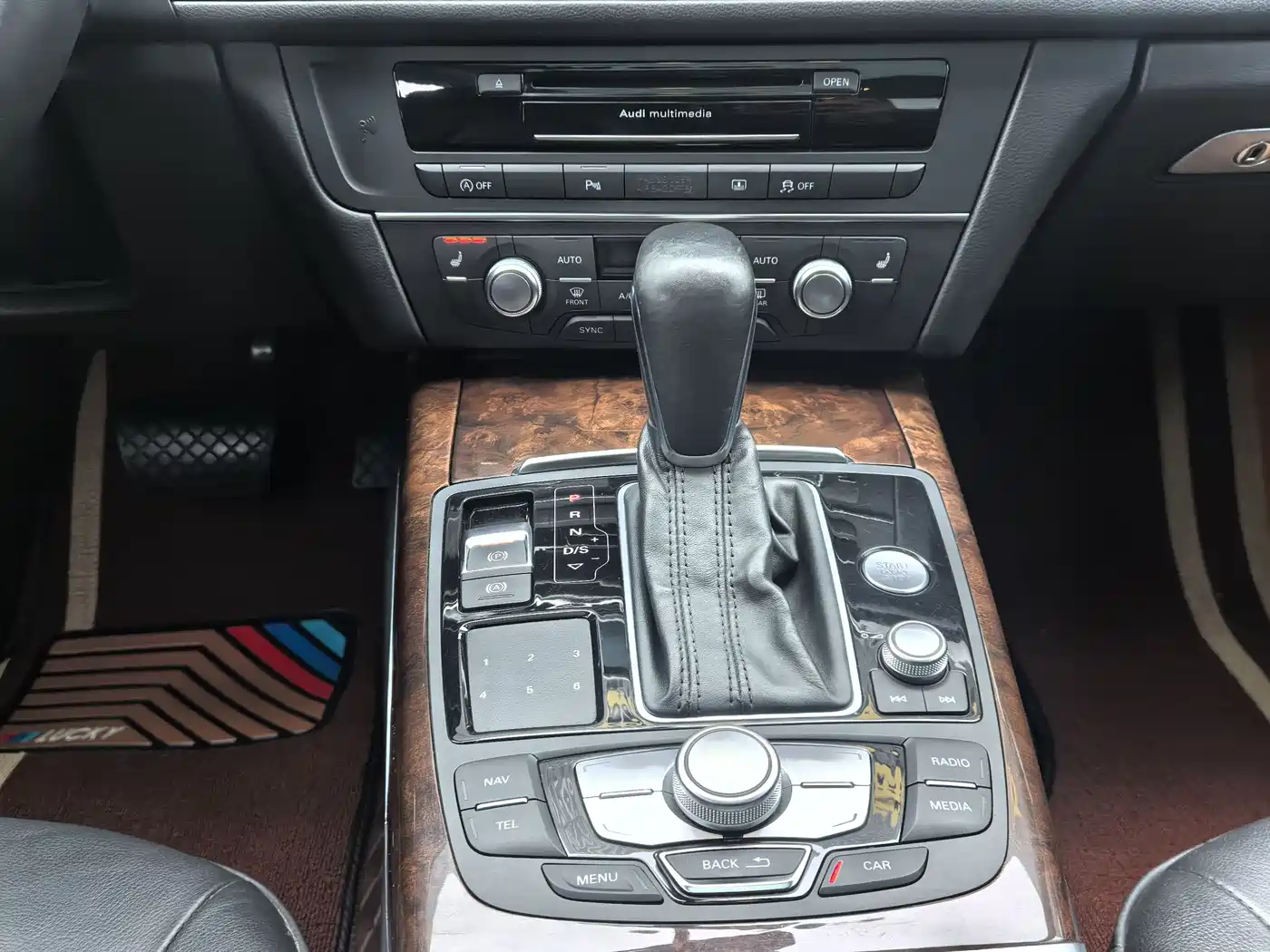 Audi A6L 2016 30 FSI Comfort фото 12