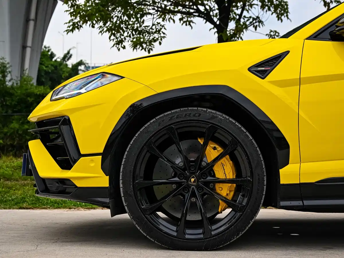 Lamborghini Urus 2024 2023 4.0T V8 S