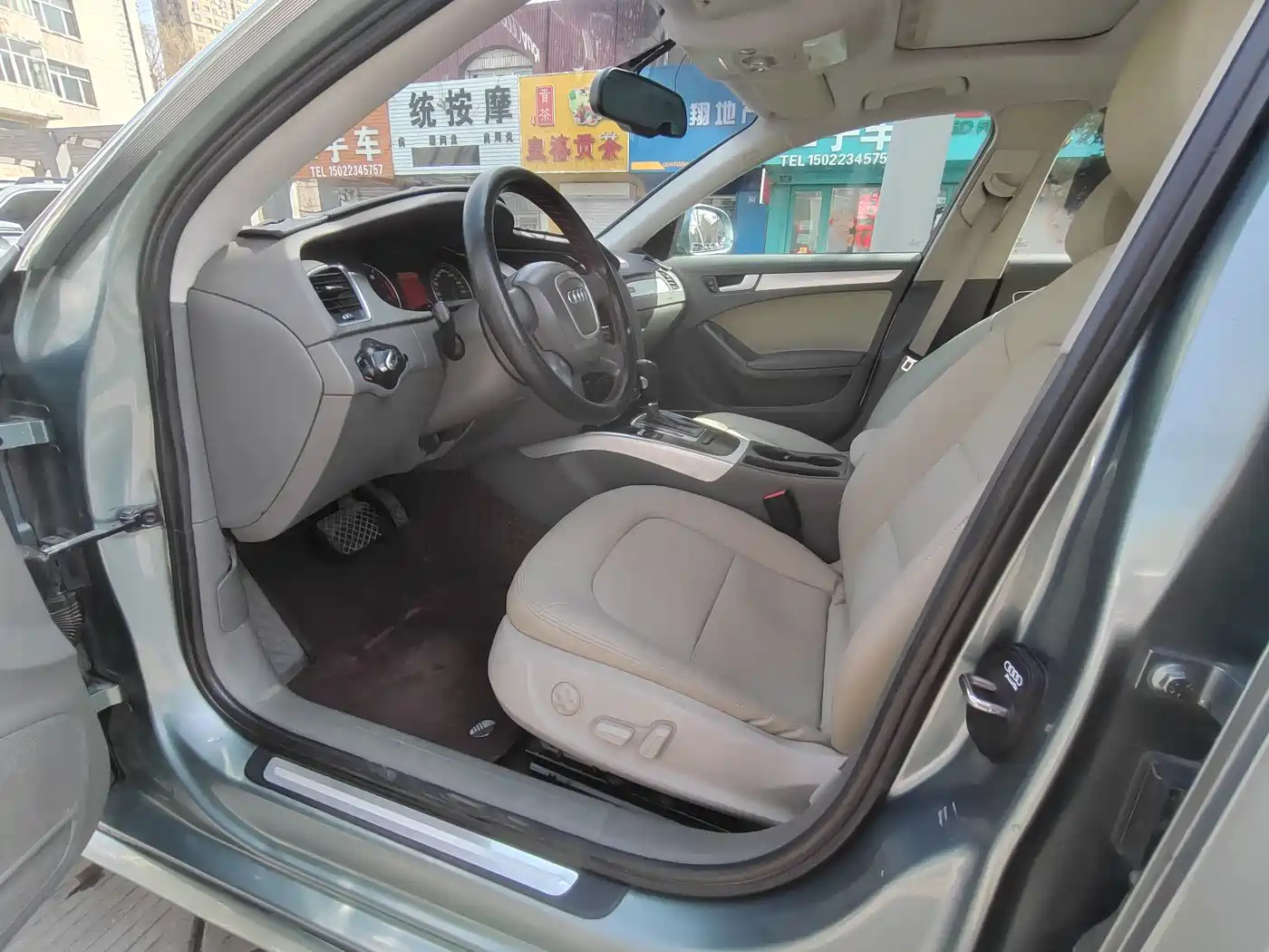 Audi A4L 2009 2.0 TFSI Standard фото 7