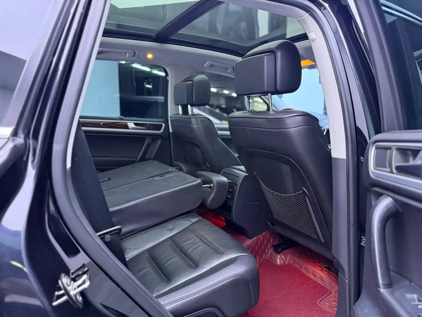 Volkswagen Touareg 2011 3.0TSI Premium фото 9