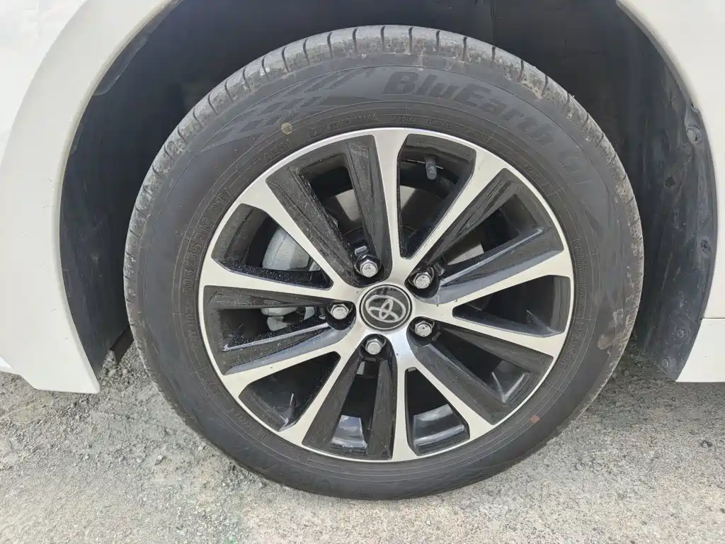 Toyota Levin 2025 2024 185T CVT Luxury Edition