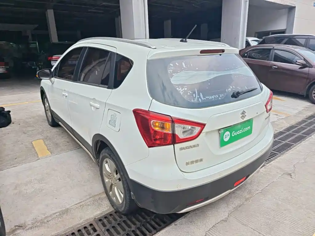 Suzuki SX4 S-Cross 2015 2014 1.6L CVT 2WD Elite