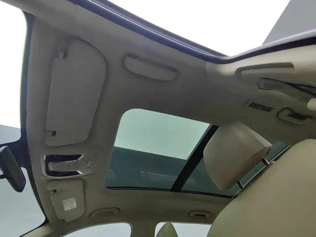 SAIC Maxus D90 2019 2017 2.0T Automatic 2WD Uranus