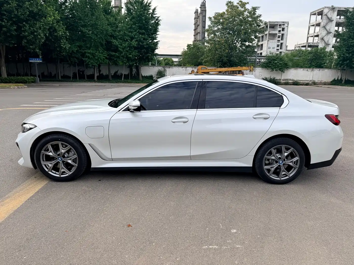 BMW i3 2022 eDrive 35 L фото 8