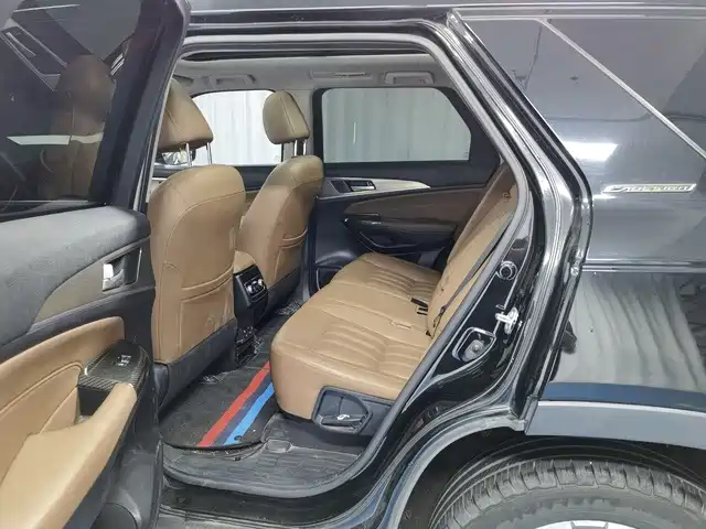 Changan CS95 2017 2017 2.0T FWD Zhitu Edition