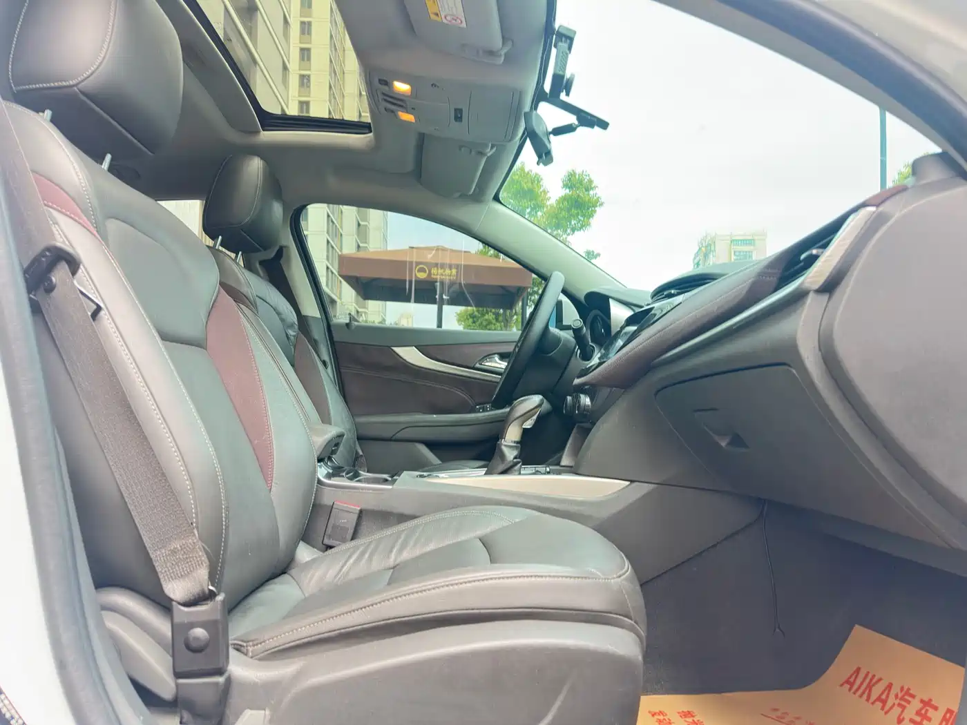 Chevrolet Malibu 2016 2.0L Automatic Luxury фото 10