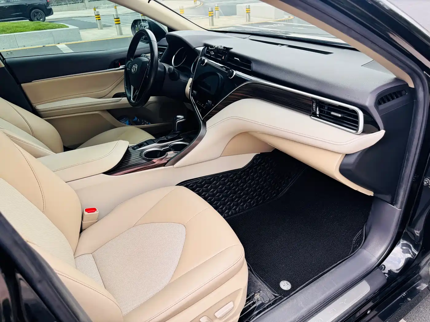 Toyota Camry 2019 2.0G Luxury (China V) фото 4