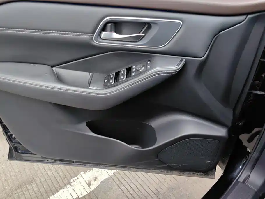 Nissan X-Trail, миниатюра 7