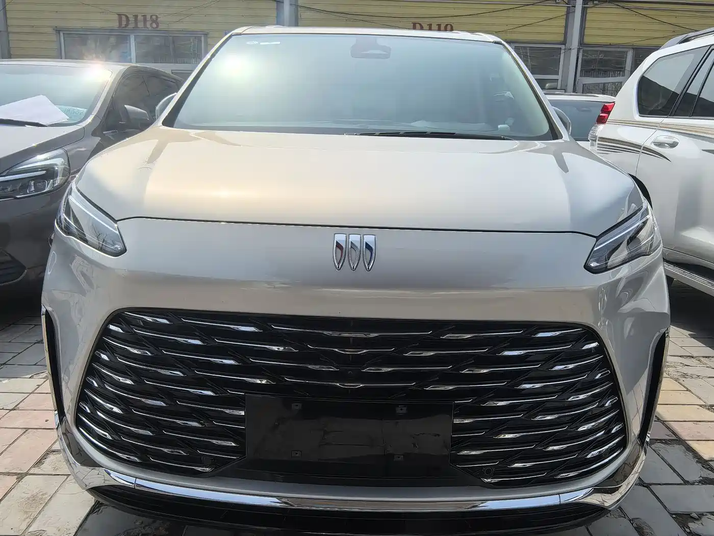 BUICK GL8 NEW ENERGY