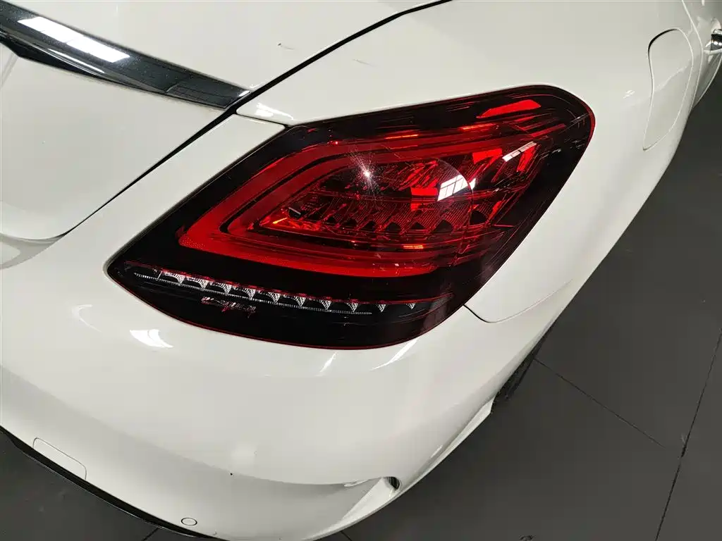 Mercedes-Benz C-Class 2020 Facelift C 260 L Sport фото 8
