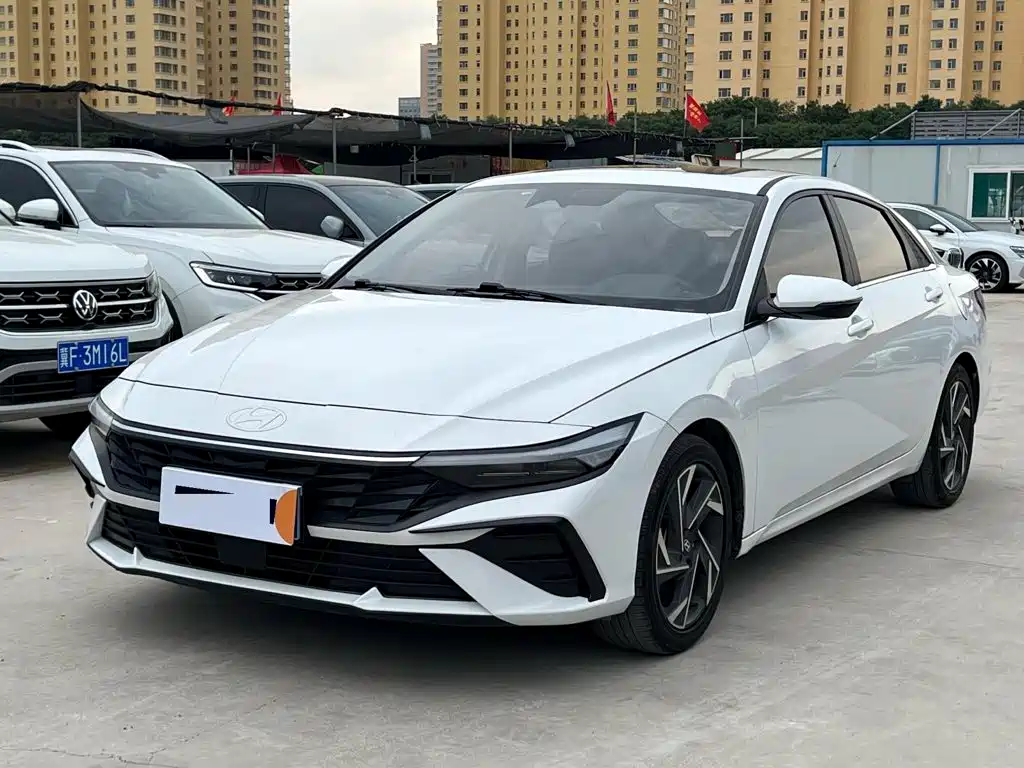 Hyundai Elantra 2023 Model 1.5L CVT LUX Premium Edition