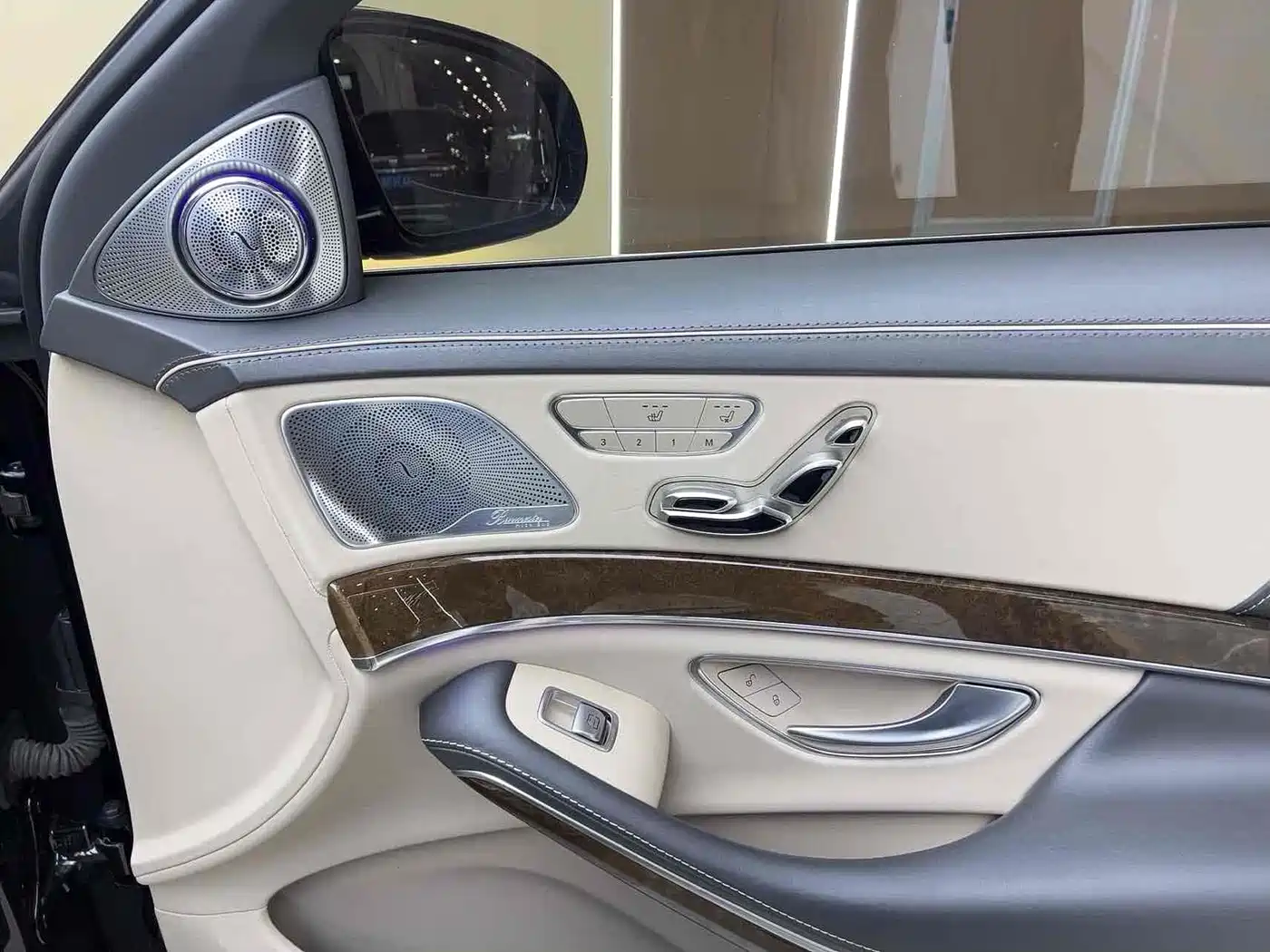 Mercedes-Benz Maybach S-Class 2015 S 600 фото 9