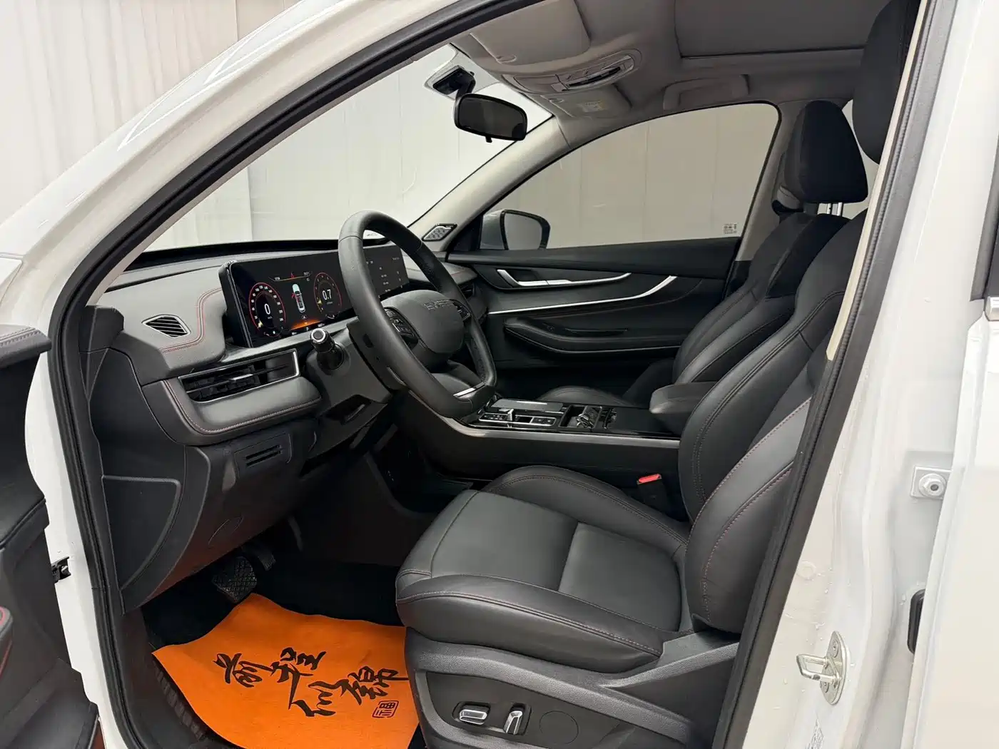 Exeed Windchaser 2022 2022 Riding the Wind and Waves Edition 1.5T CVT Wind Rider