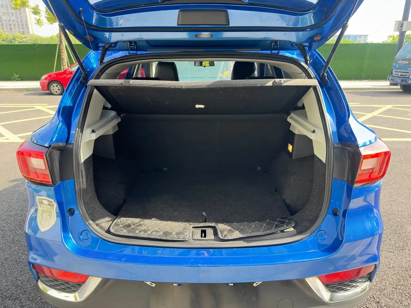 MG ZS 2017 2017 1.5L Manual Premium Internet Edition