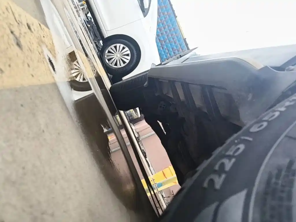 Фото 21 - Haval H6
