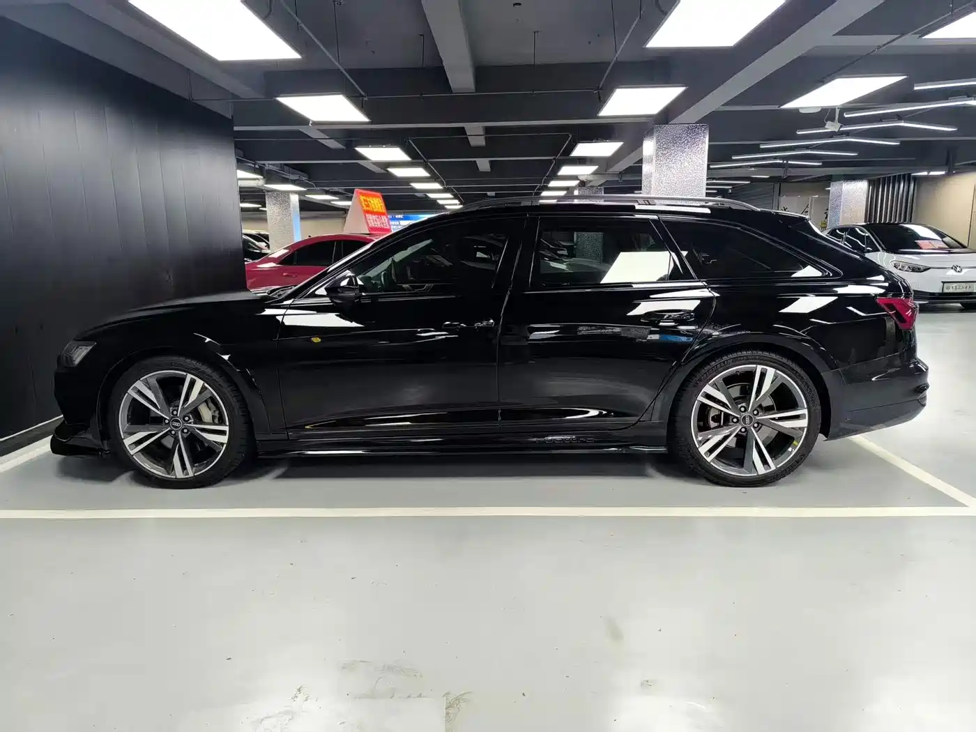 Фото 19 - Audi A6 (Import)