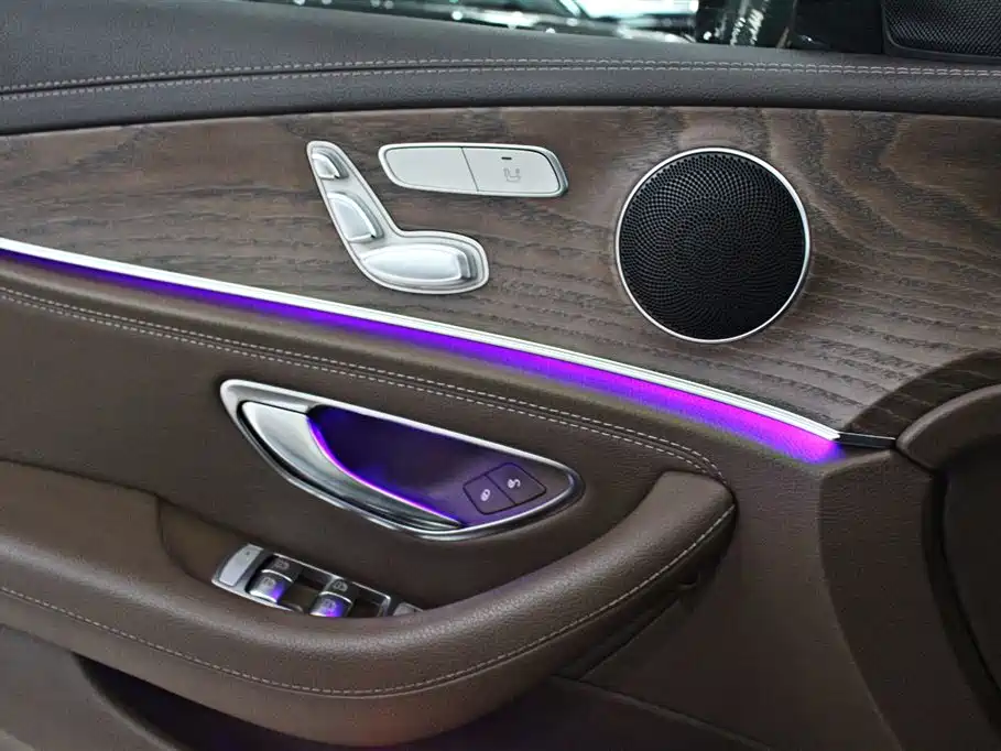 Mercedes-Benz E-Class 2019 E 260 L фото 4