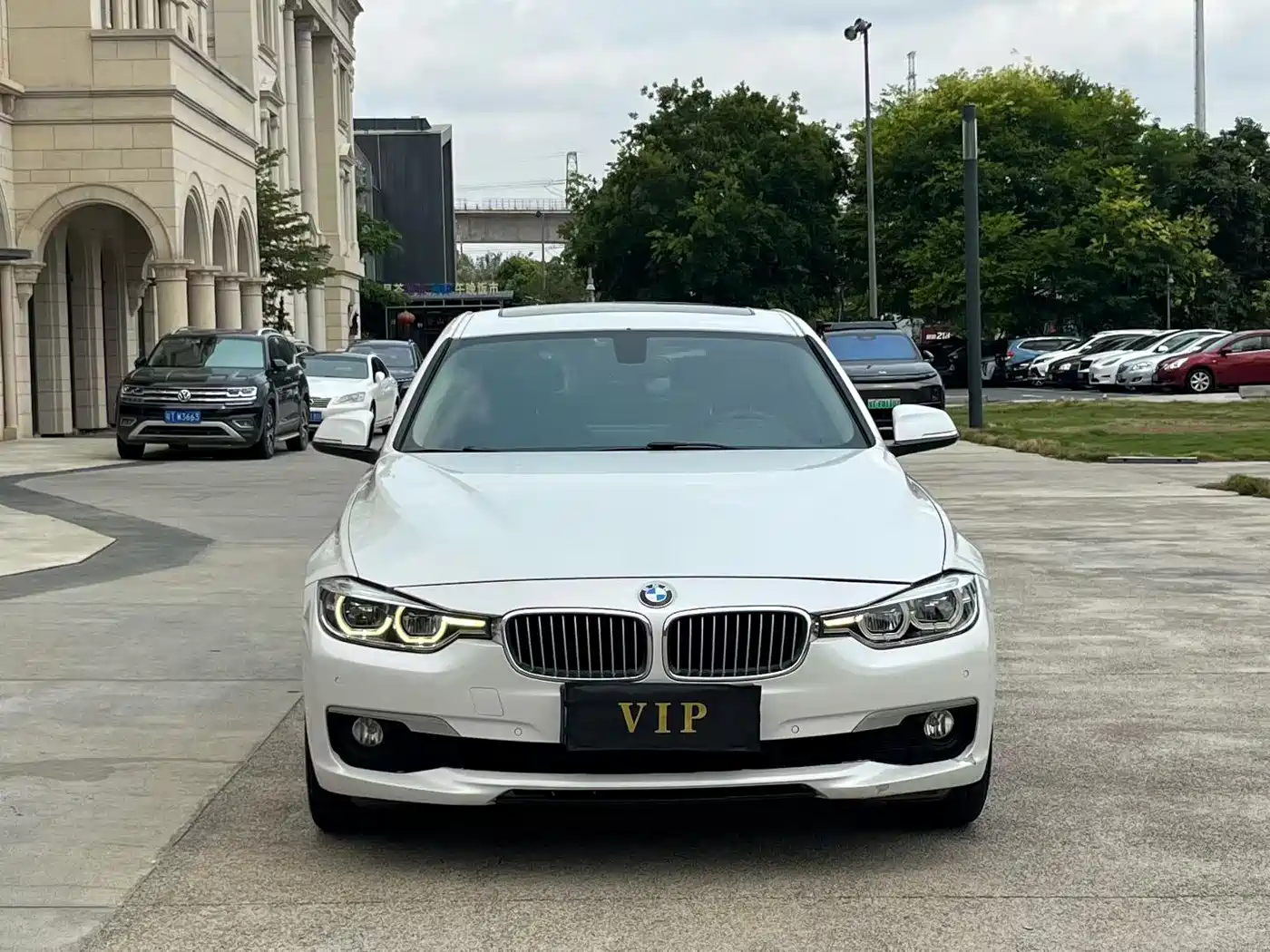 BMW 3 Series 2018 320Li Fashion Style фото 2
